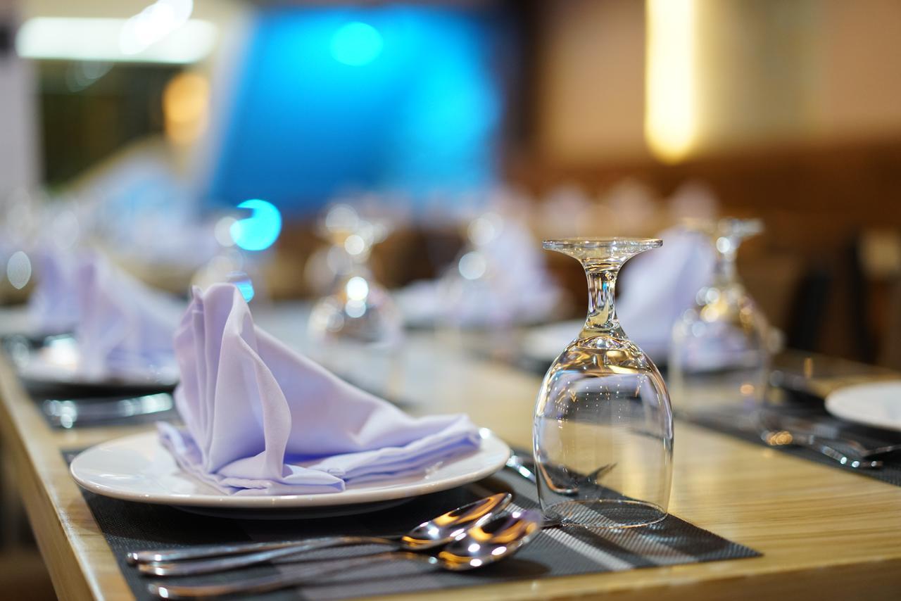 Kew Hotel Tagbilaran Eksteriør billede